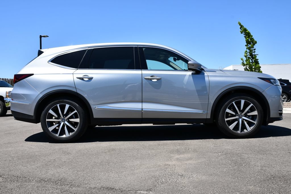 Used 2026 Acura MDX w/ Technology Package FWD image 8