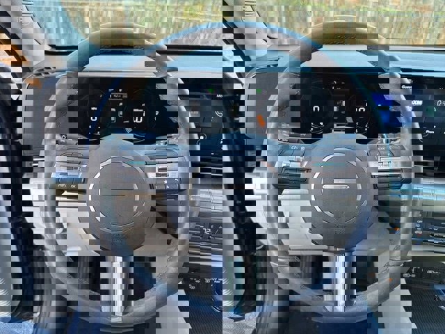 Certified 2024 Hyundai Kona SEL image 19