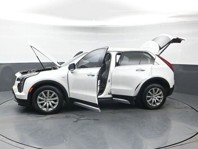 Used 2023 Cadillac XT4 Premium Luxury w/ Cold Weather Package AWD/4WD image 45