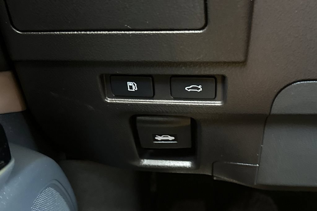 Used 2024 Lexus ES 350 w/ Premium Package FWD image 30