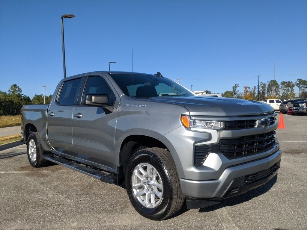 Used 2023 Chevrolet Silverado 1500 RST image 18