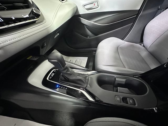 Used 2025 Toyota Corolla SE w/ SE Premium Package AWD/4WD image 28