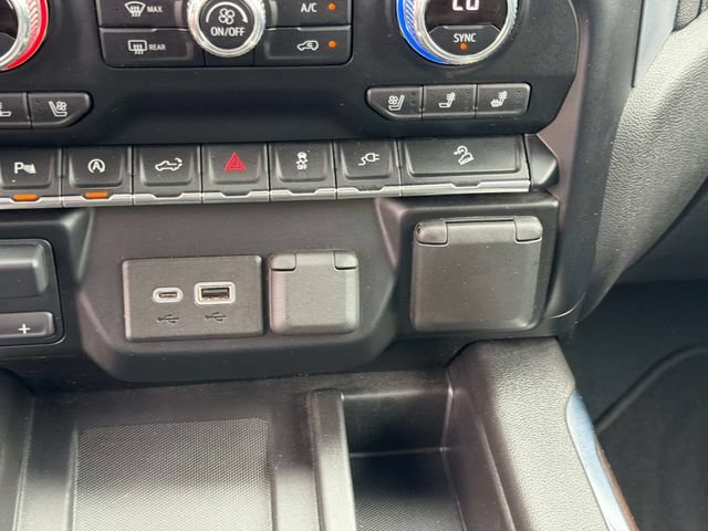 Used 2021 GMC Sierra 1500 SLT w/ SLT Premium Plus Package AWD/4WD image 31