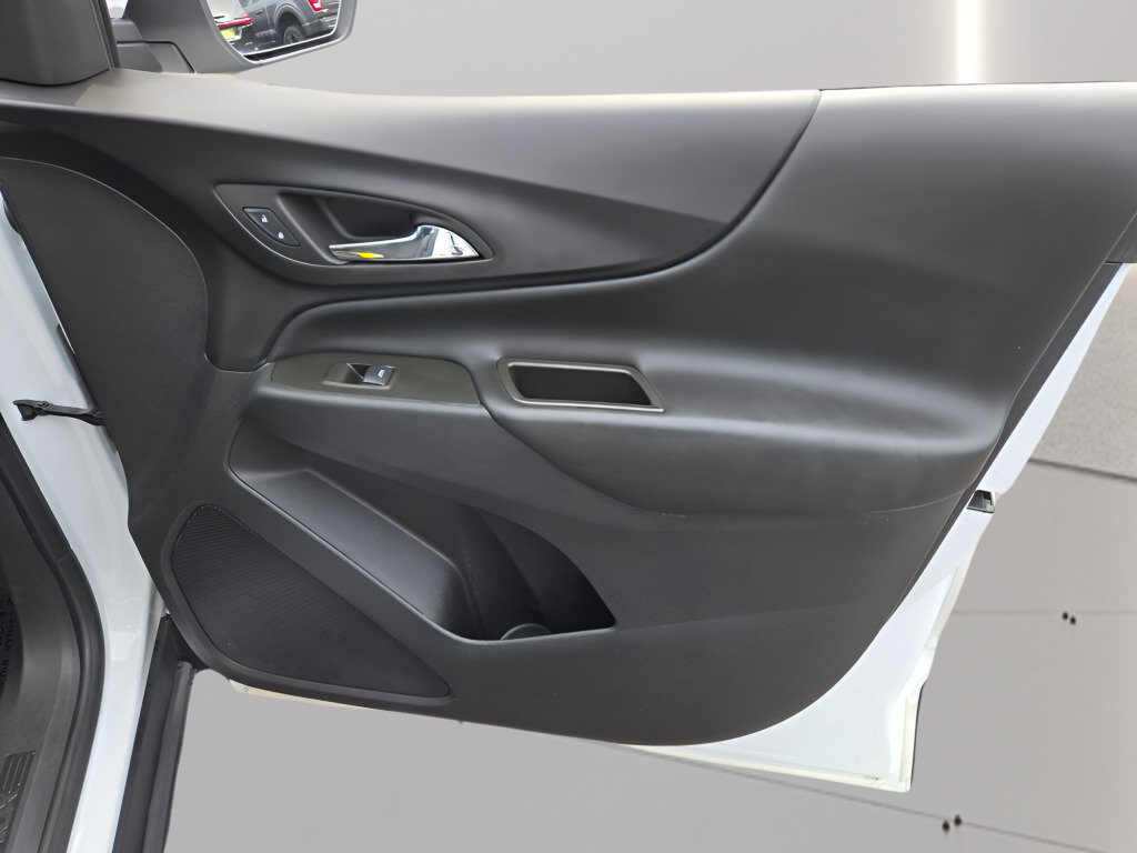 Certified 2023 Chevrolet Equinox LT AWD/4WD image 5