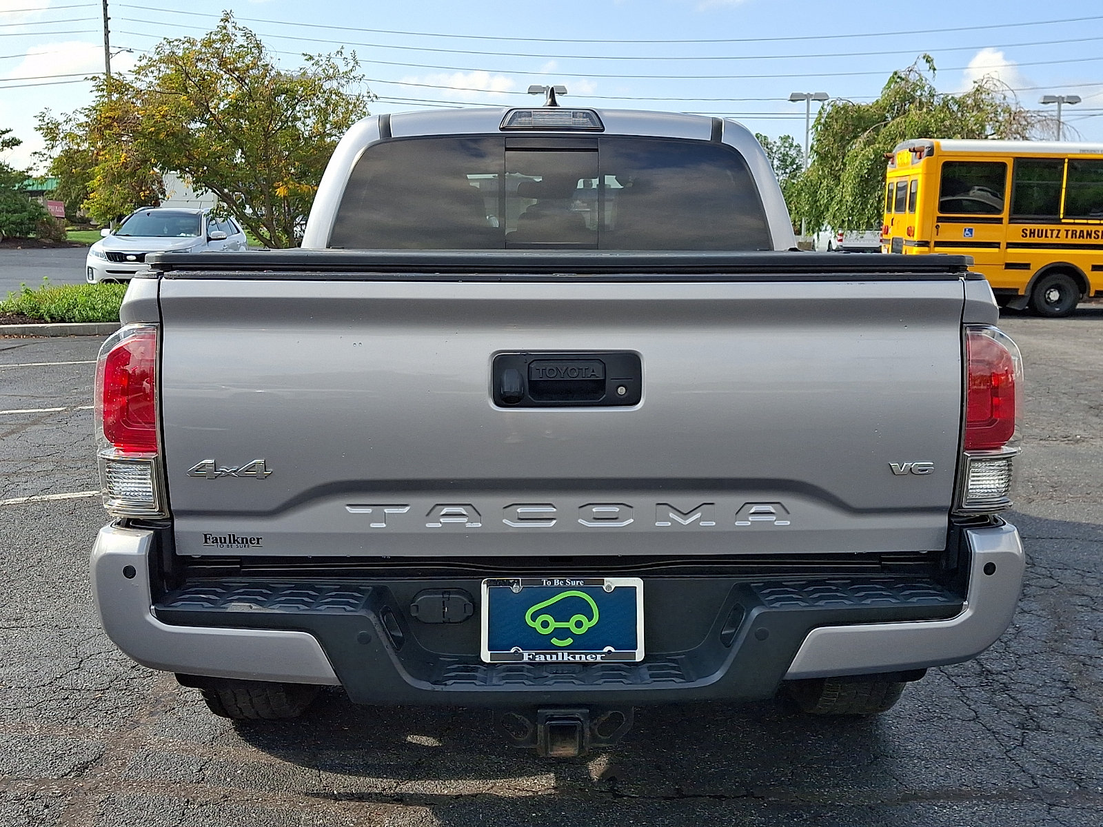 Used 2018 Toyota Tacoma Limited AWD/4WD image 5