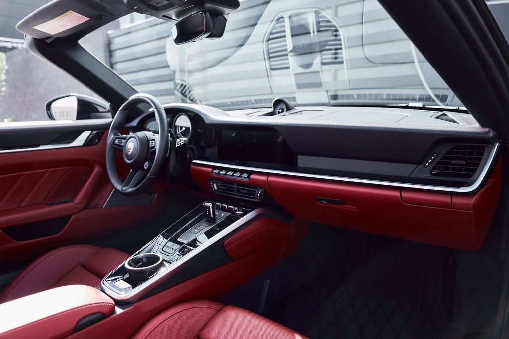 Used 2021 Porsche 911 Turbo S AWD/4WD image 37