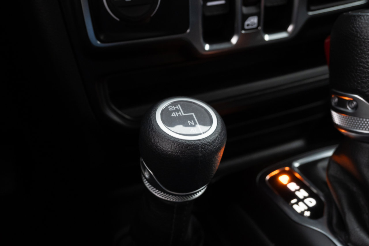 Used 2023 Jeep Wrangler Unlimited Sport image 39