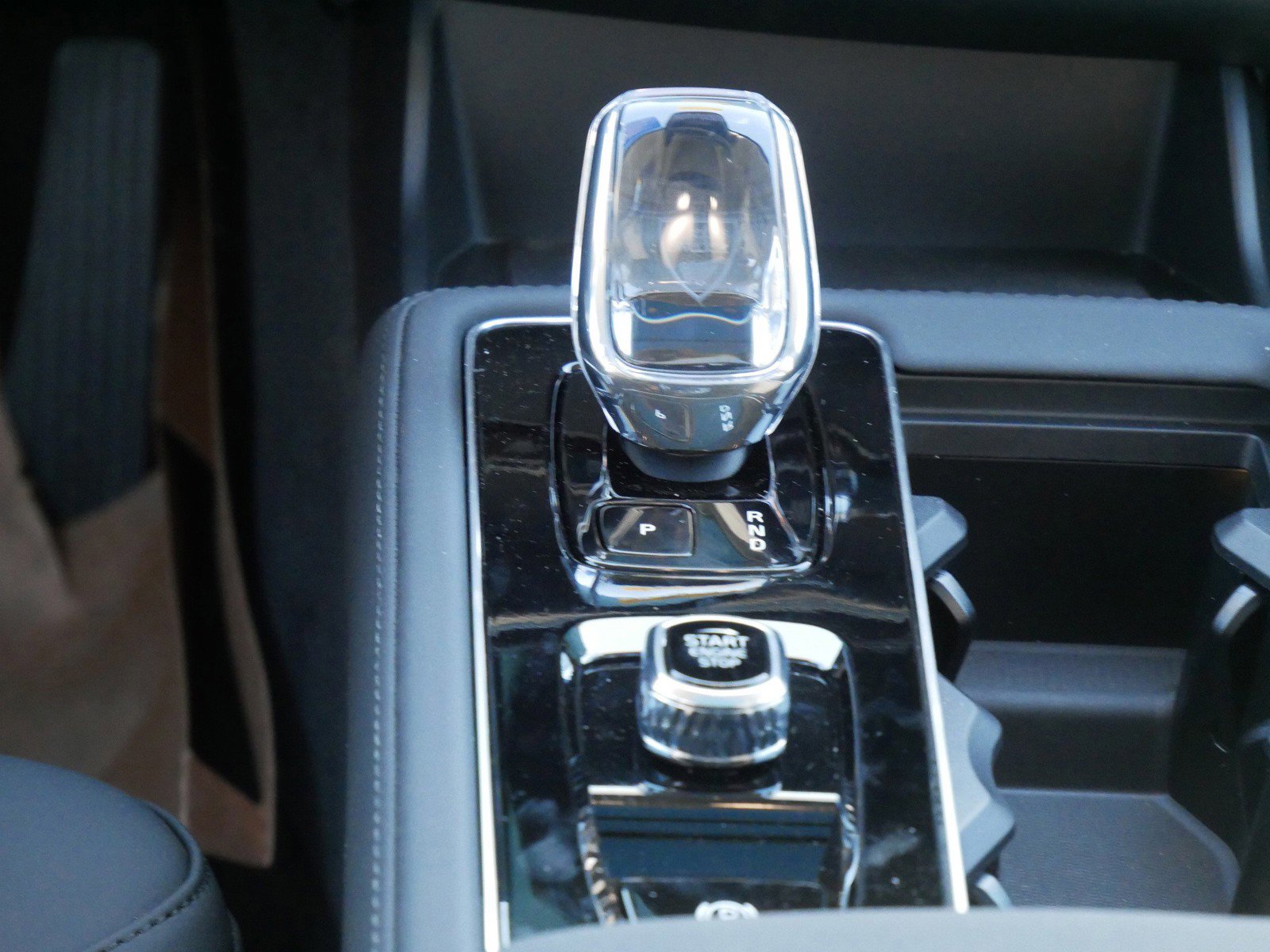 New 2026 Volvo XC90 B5 Plus image 9