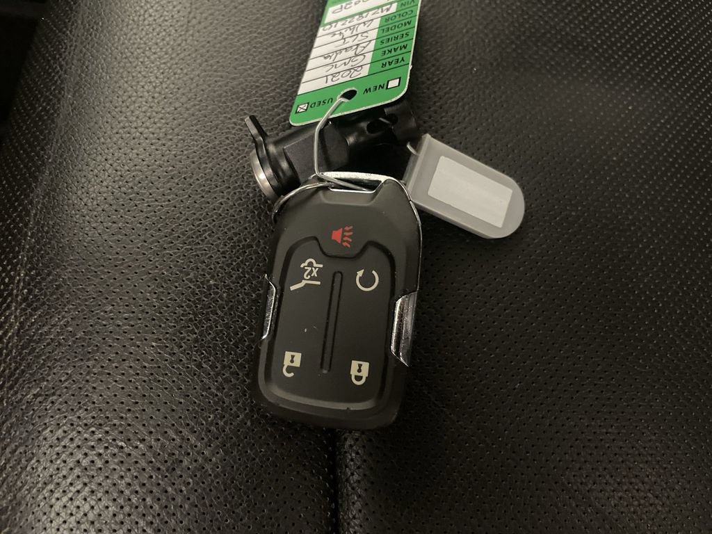 Used 2021 GMC Acadia SLT AWD/4WD image 29