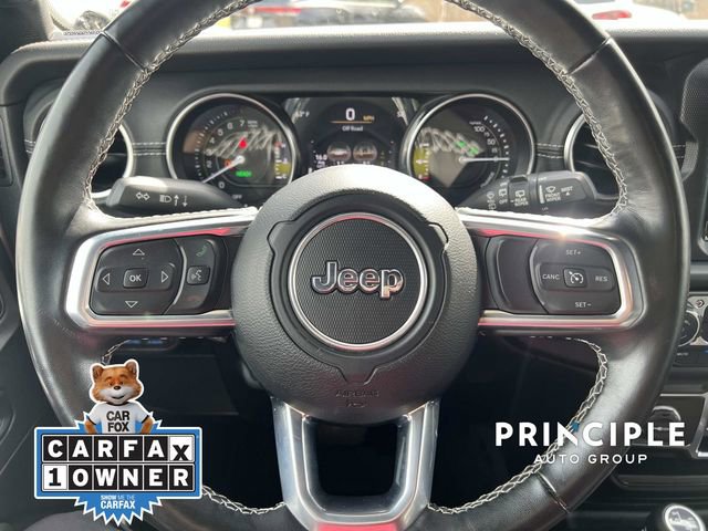 Used 2022 Jeep Wrangler Unlimited Sahara w/ Cold Weather Group image 16
