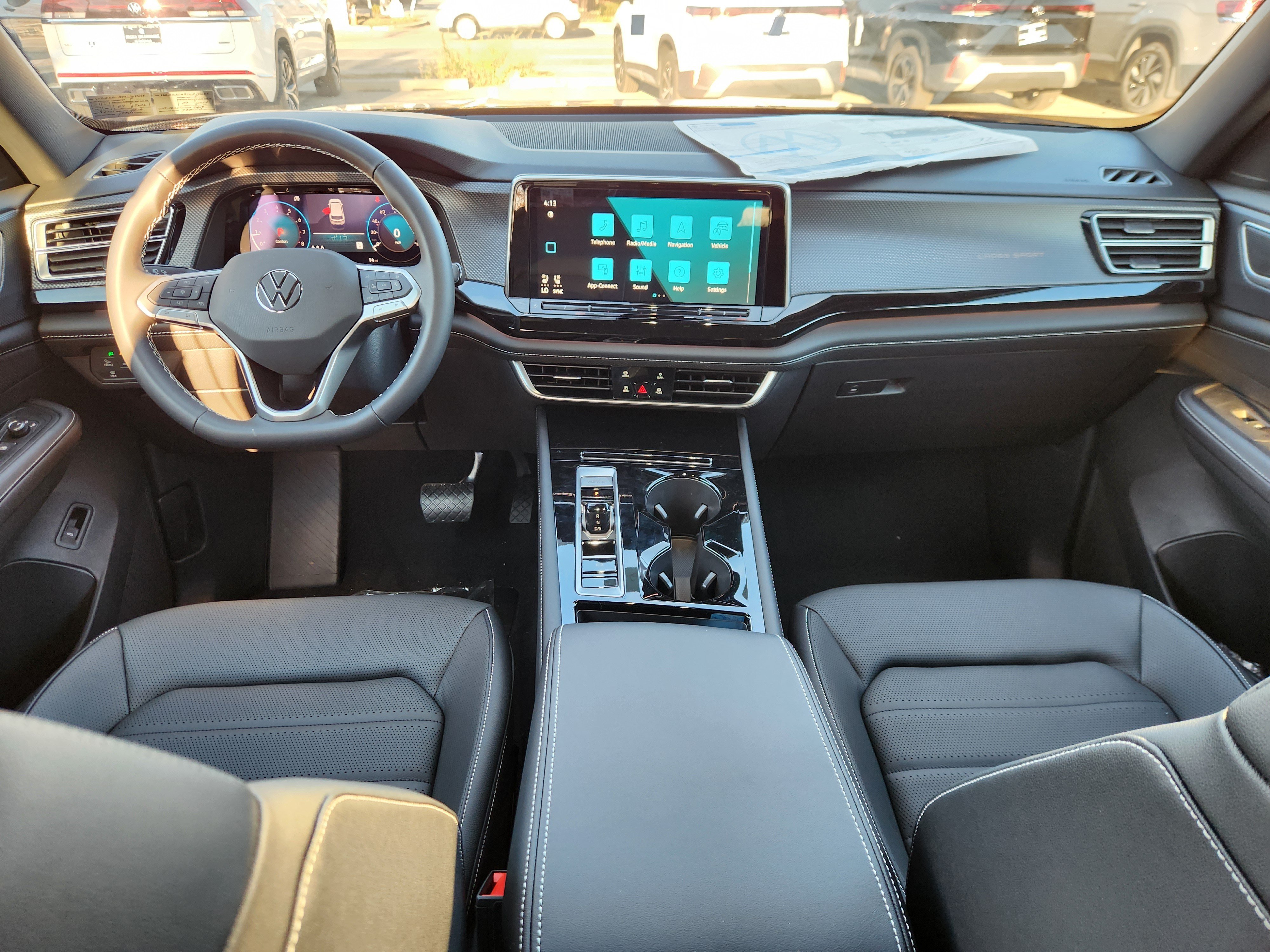 New 2026 Volkswagen Atlas Cross Sport SEL AWD/4WD image 7