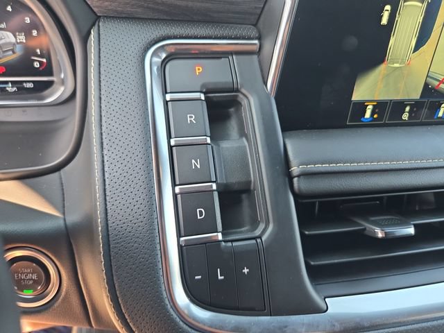 Used 2024 GMC Yukon SLT w/ SLT Premium Package AWD/4WD image 15