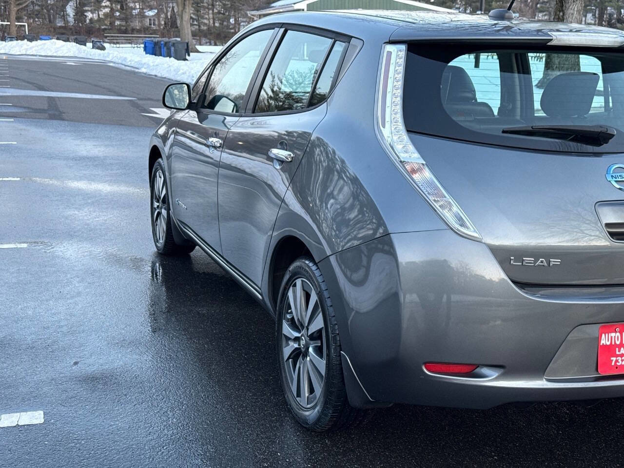 Used 2016 Nissan Leaf SL w/ Premium Package image 7