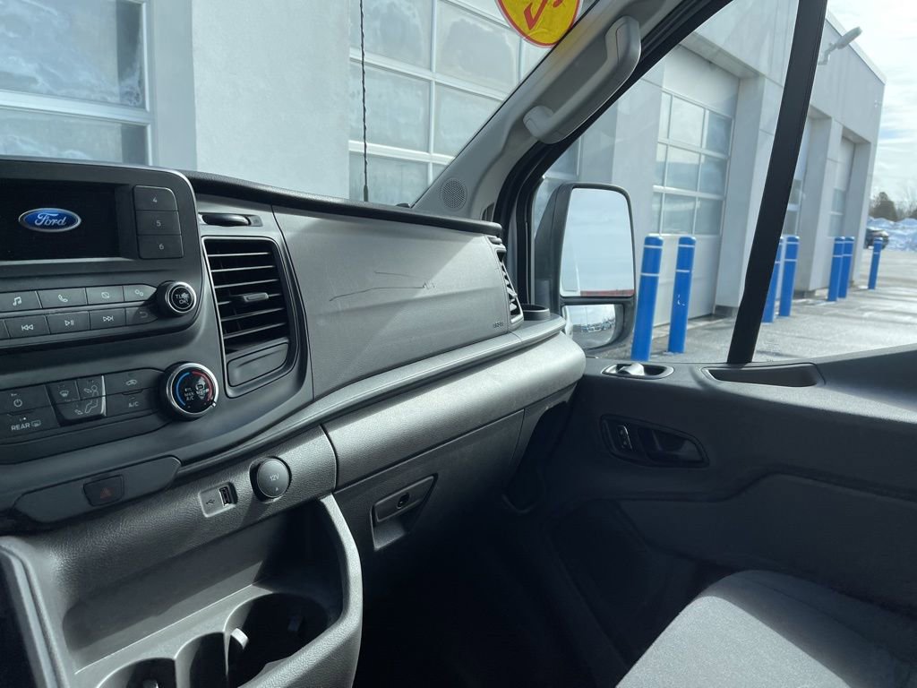 Used 2023 Ford Transit 250 Low Roof AWD w/ Exterior Upgrade Package image 19