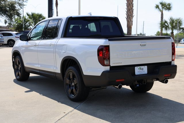 New 2025 Honda Ridgeline Black Edition image 6