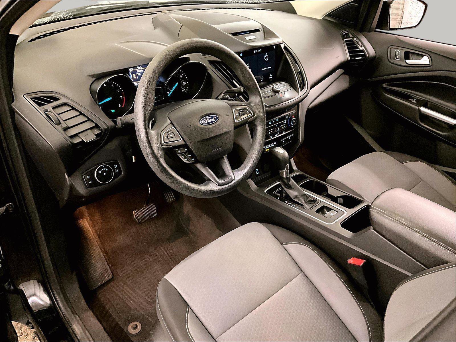 Used 2017 Ford Escape SE w/ Equipment Group 201A image 13