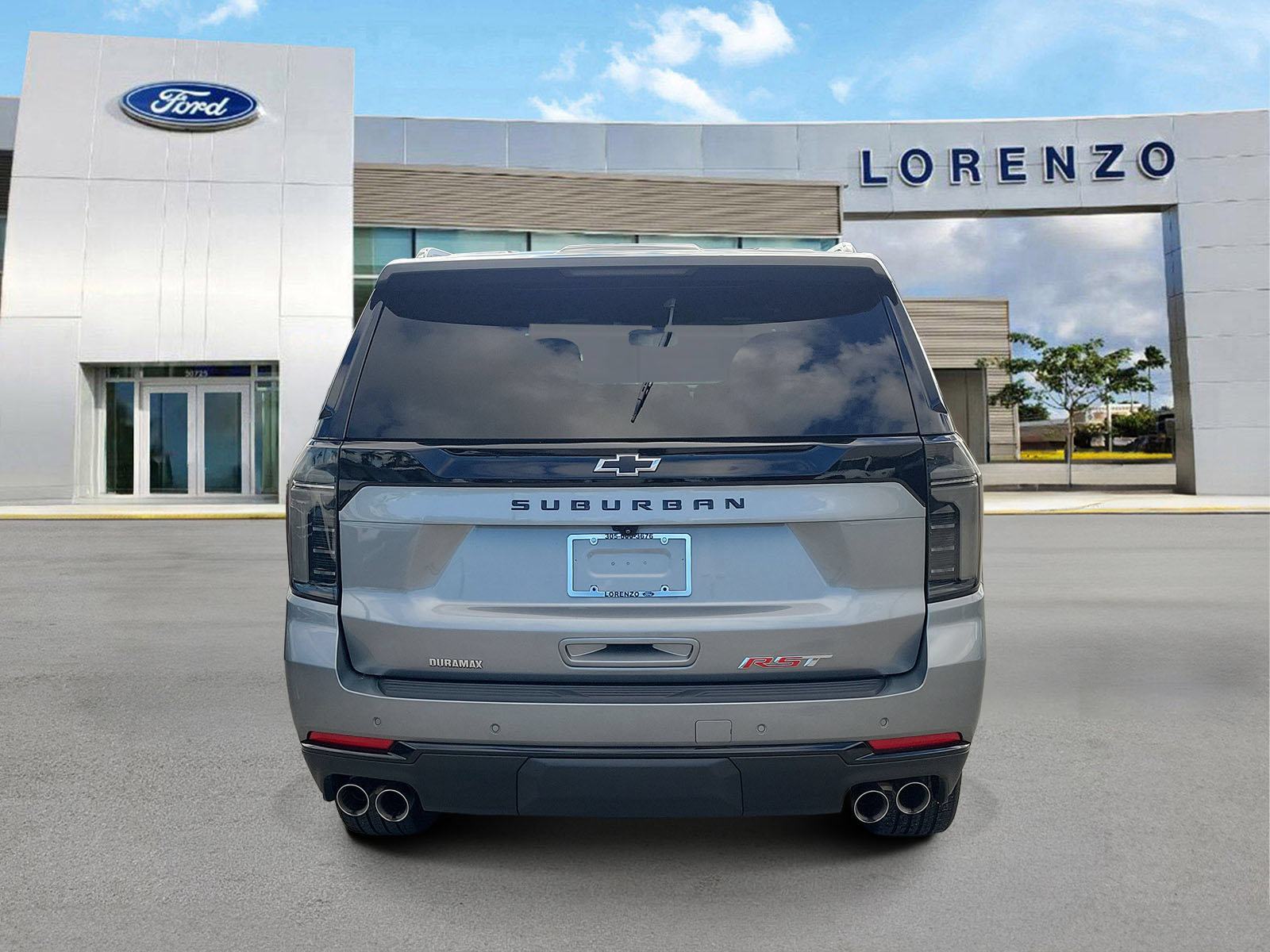 Used 2025 Chevrolet Suburban RST w/ Comfort Package RWD image 6