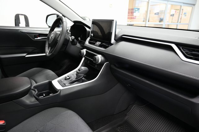 New 2025 Toyota RAV4 XLE image 13