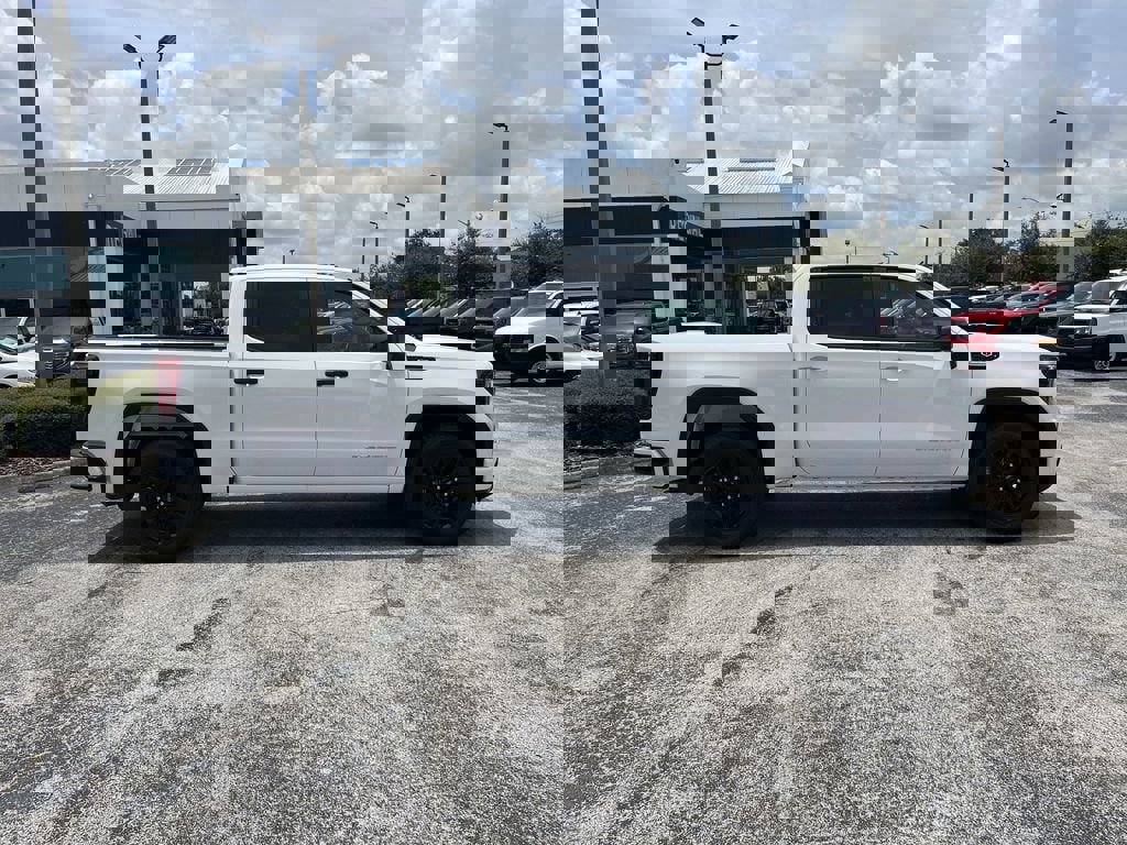 New 2025 GMC Sierra 1500 Pro w/ Graphite Edition image 4