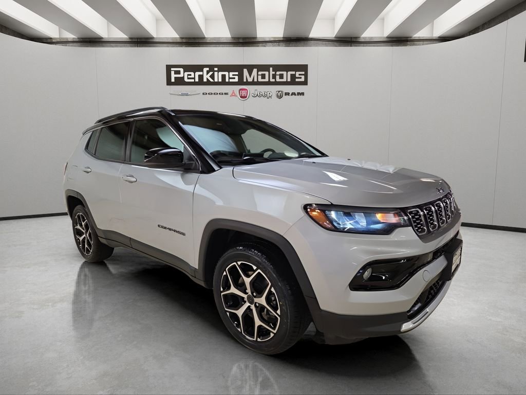 Used 2025 Jeep Compass Limited image 7