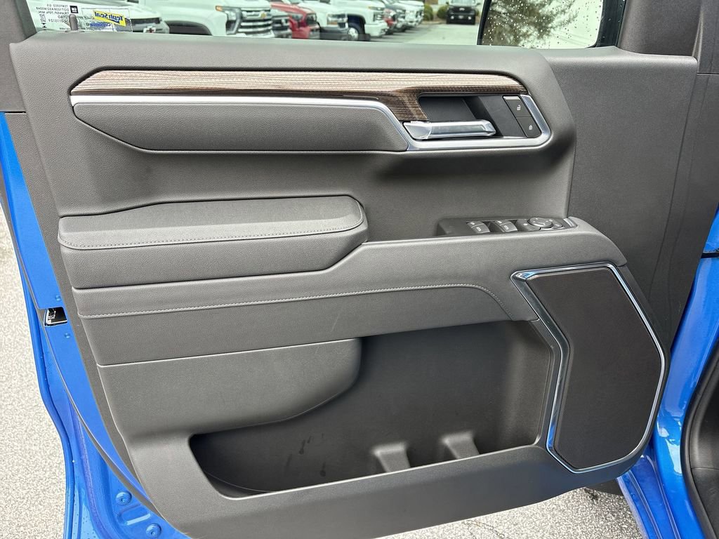 New 2025 Chevrolet Silverado 1500 LT image 24
