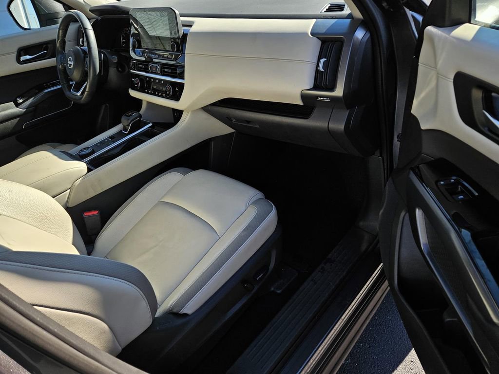 Certified 2022 Nissan Pathfinder SL w/ SL Premium Package image 7