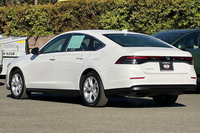 Used 2025 Honda Accord LX image 9