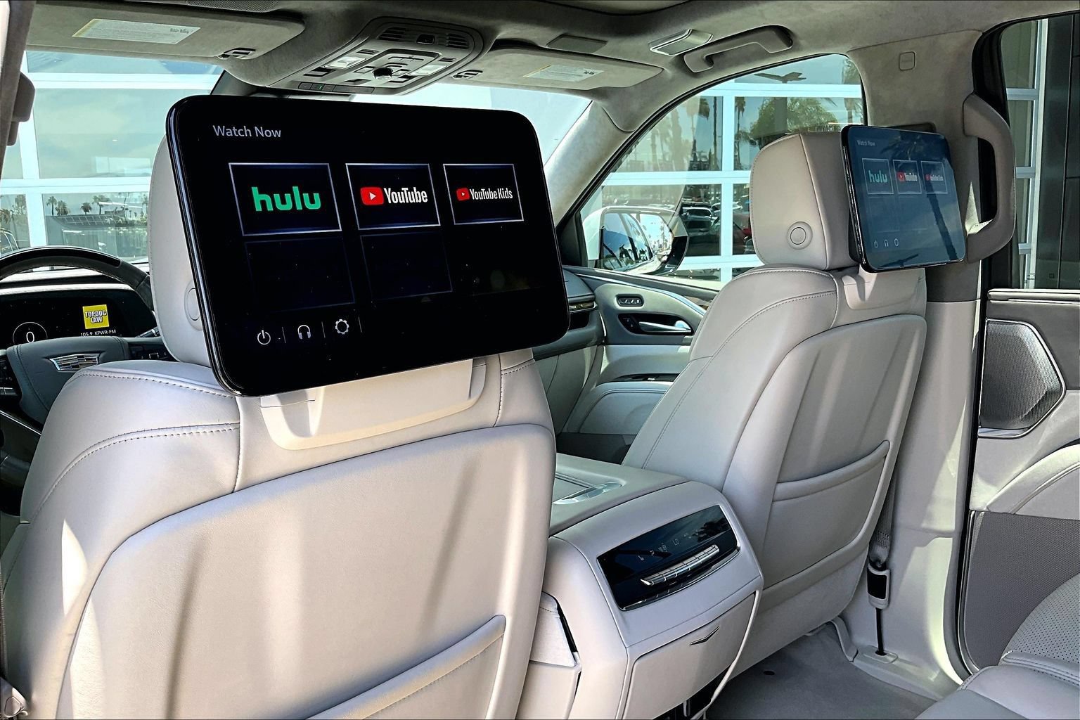 Used 2022 Cadillac Escalade Sport Platinum RWD image 8