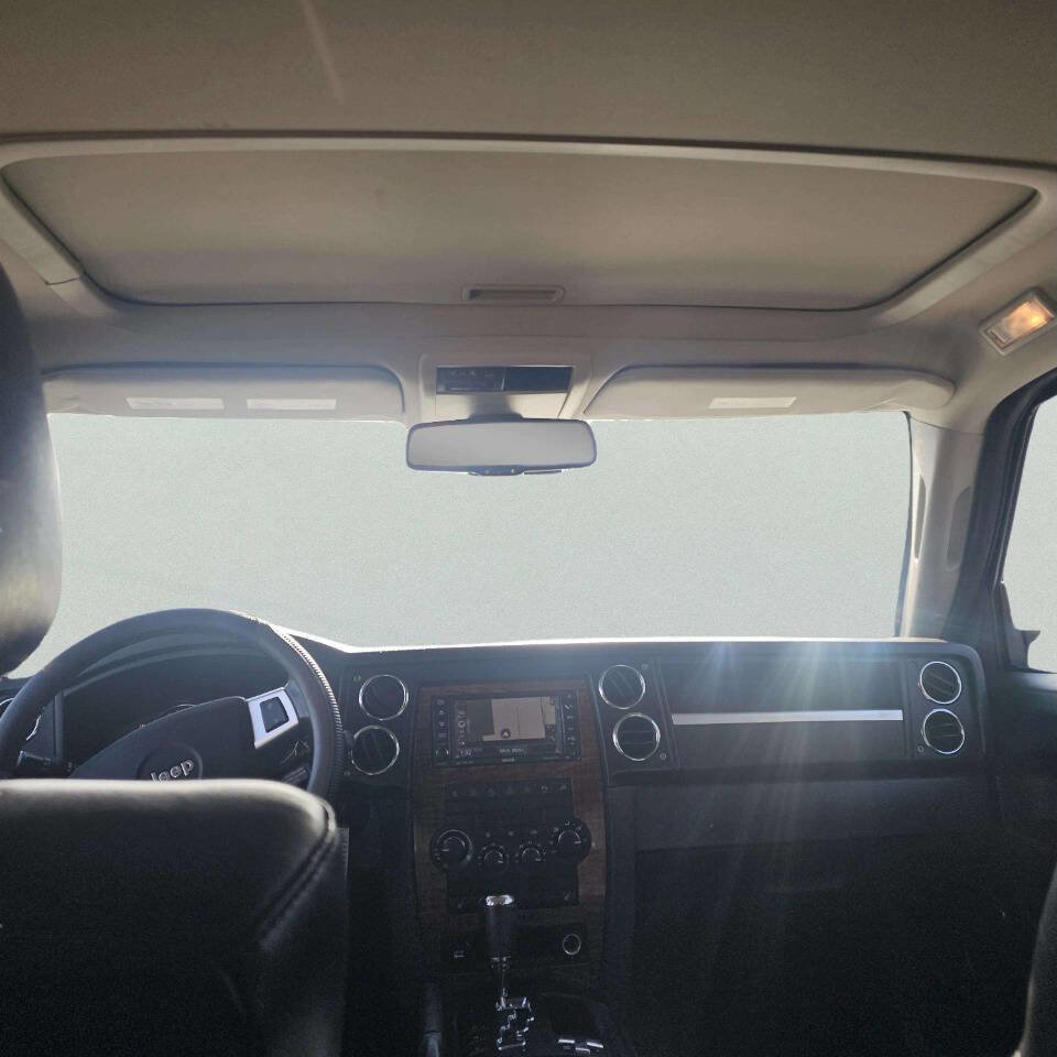 Used 2009 Jeep Commander Limited image 9