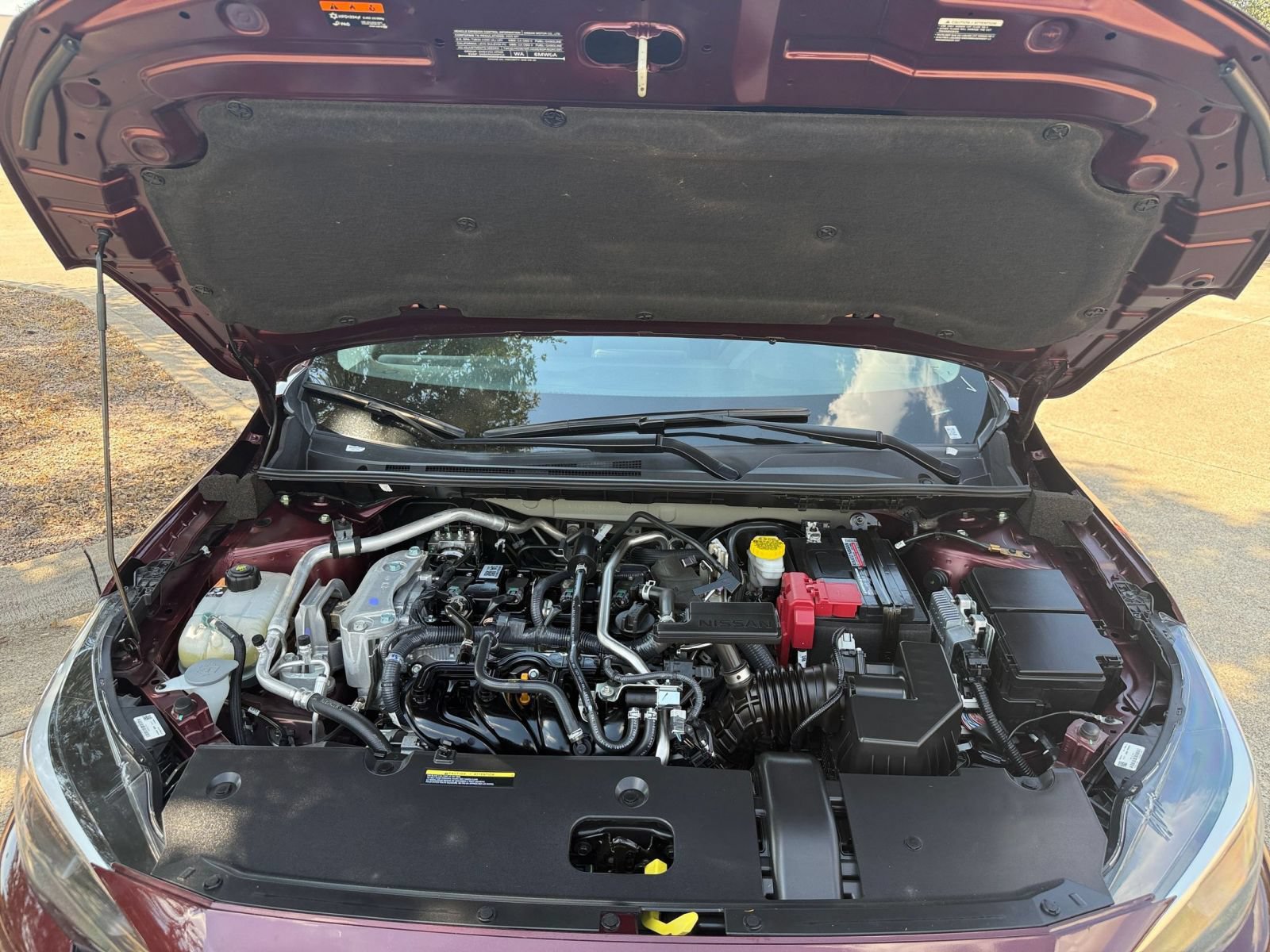 Used 2025 Nissan Sentra SV FWD image 31