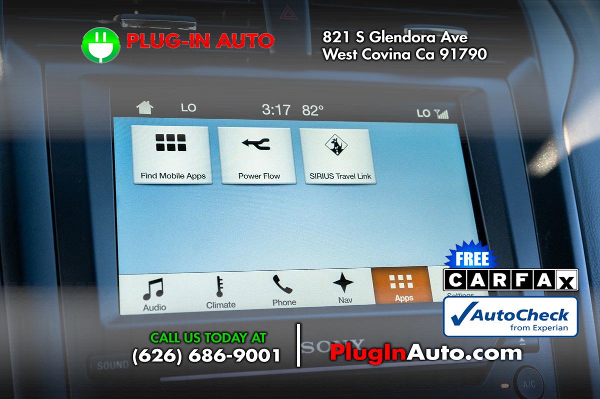 Used 2018 Ford Fusion Energi Titanium image 29