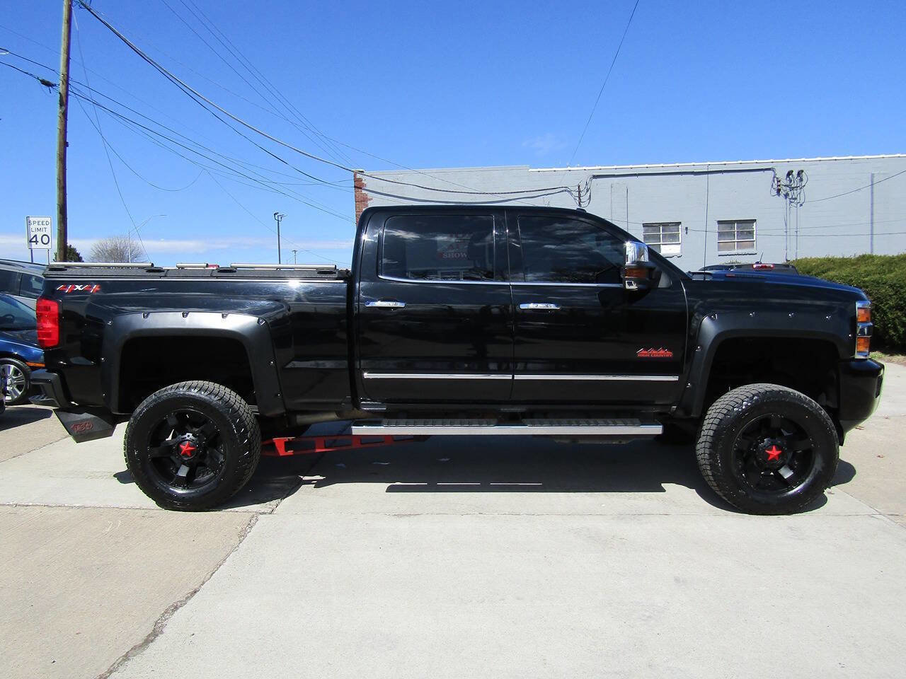 Used 2019 Chevrolet Silverado 2500 High Country w/ Duramax Plus Package image 3