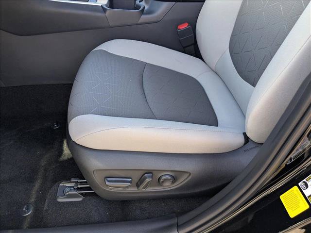 New 2025 Toyota RAV4 XLE w/ Convenience Package FWD image 4