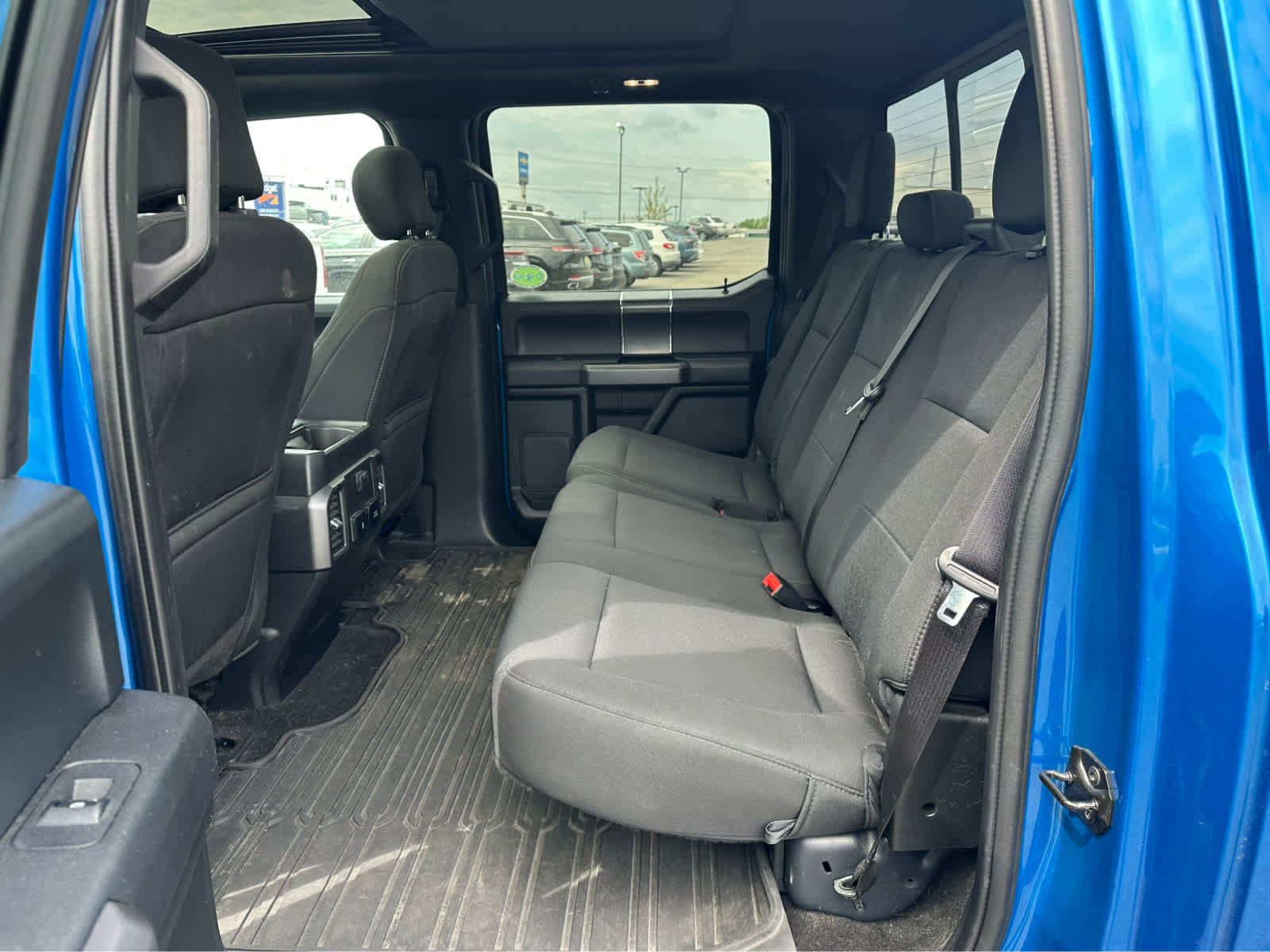 Used 2019 Ford F150 XLT w/ Equipment Group 302A Luxury AWD/4WD image 23