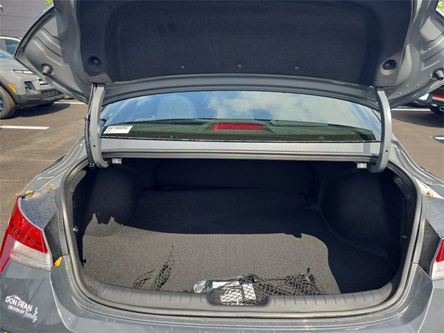 New 2025 Hyundai Elantra SEL image 23