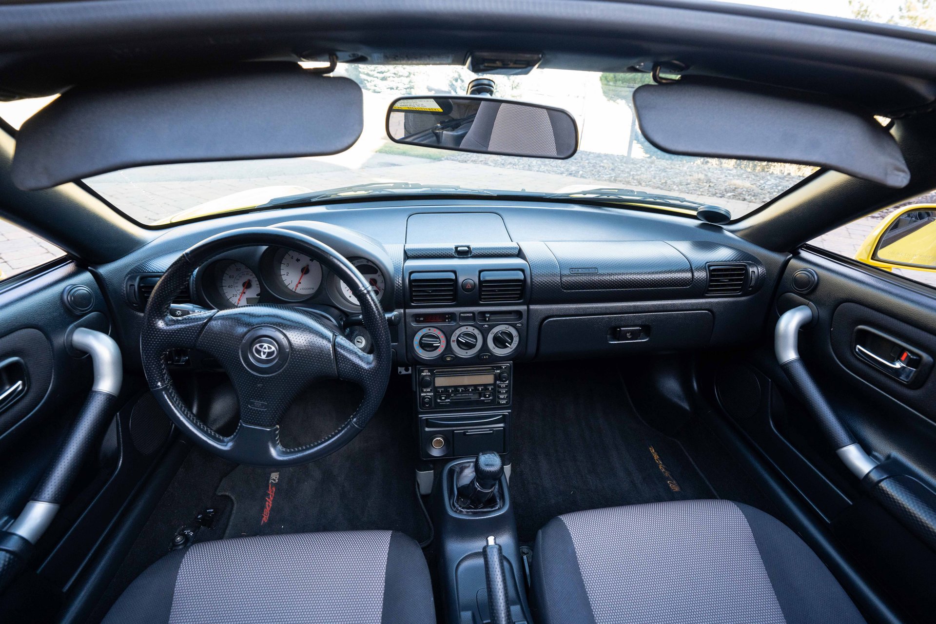 Used 2001 Toyota MR2 image 26