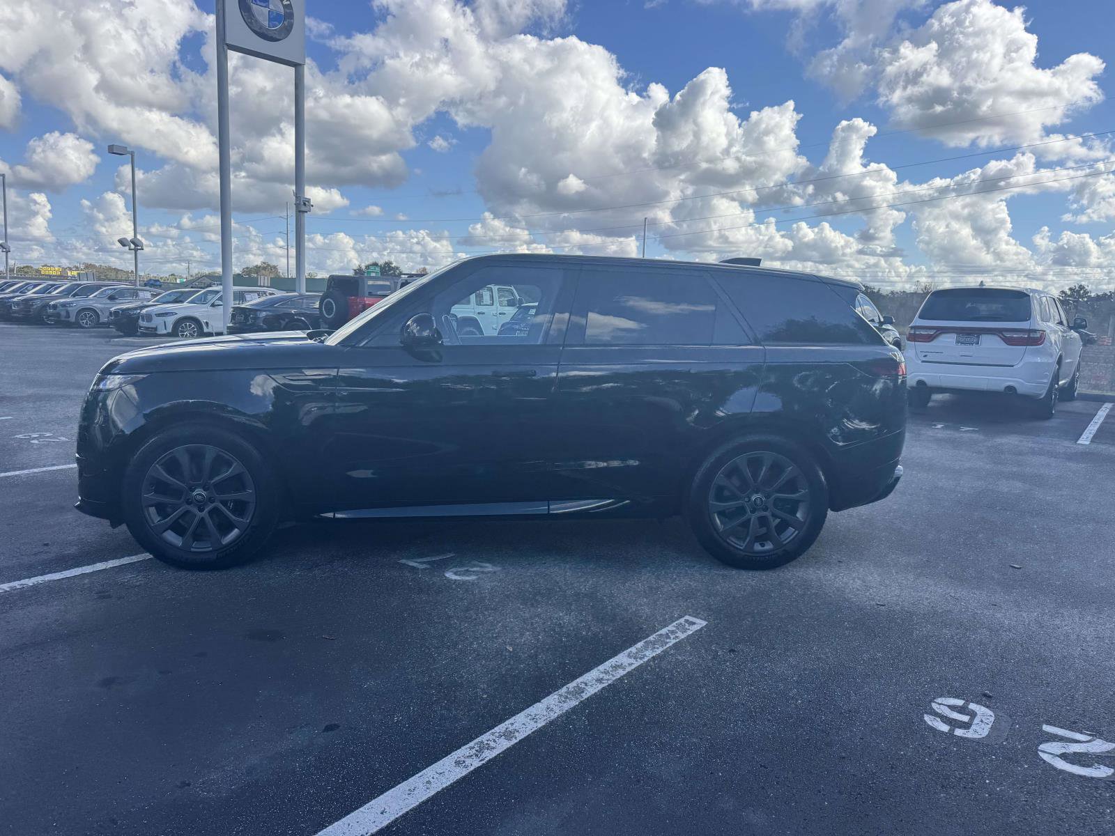 Used 2024 Land Rover Range Rover Sport Dynamic SE image 7