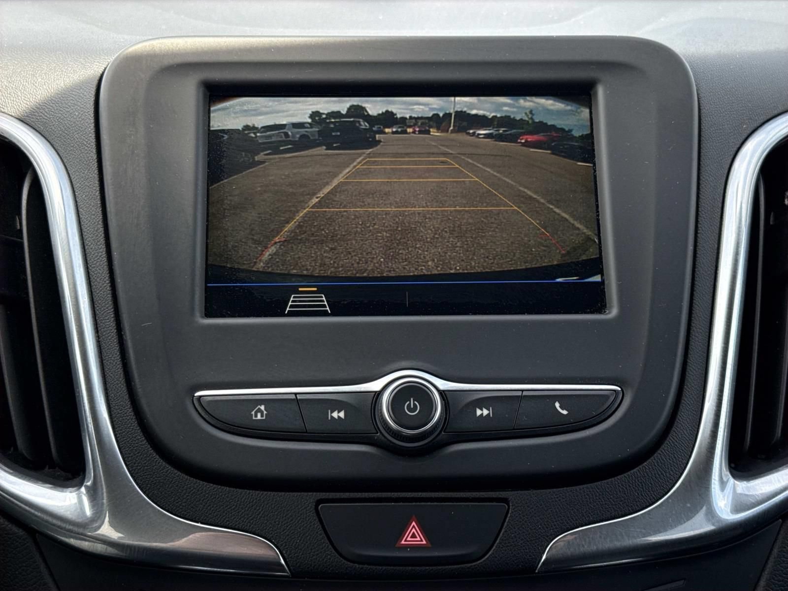 Used 2019 Chevrolet Equinox LT FWD image 10