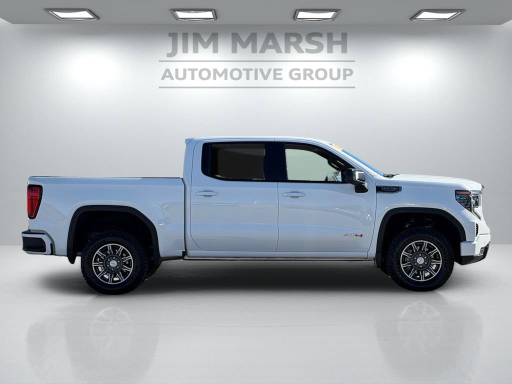 Used 2025 GMC Sierra 1500 AT4 image 7