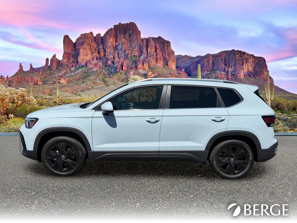 New 2026 Volkswagen Taos SE FWD image 3