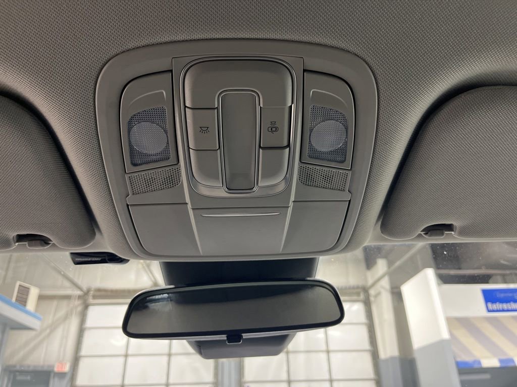 Used 2019 Hyundai Santa Fe SE AWD/4WD image 30