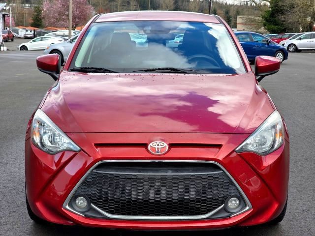 Used 2019 Toyota Yaris LE FWD image 2