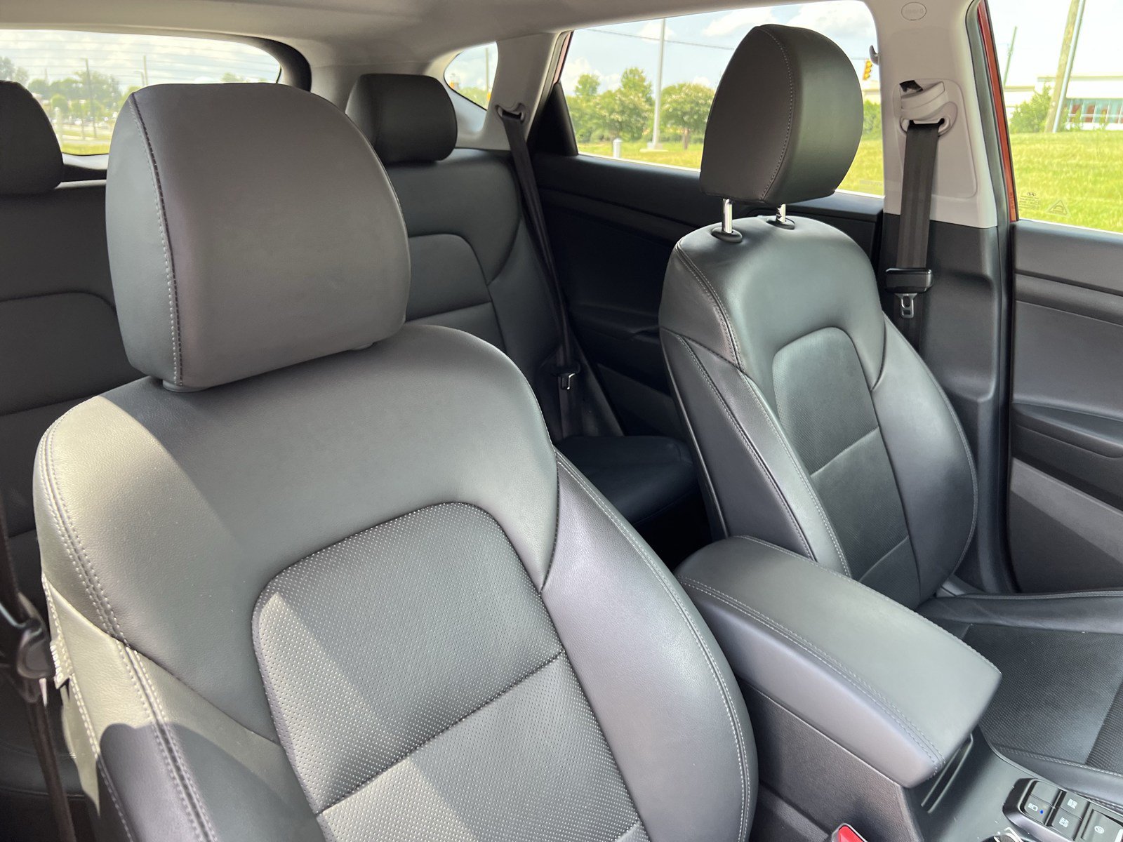 Used 2021 Hyundai Tucson Ultimate w/ Cargo Package FWD image 35