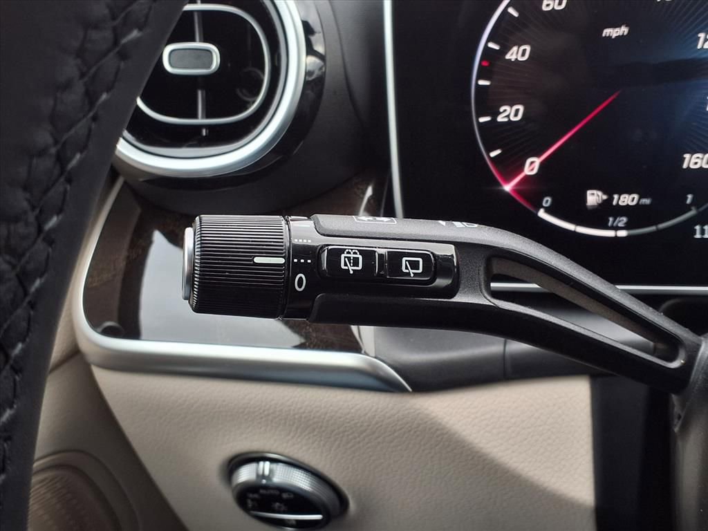 Used 2024 Mercedes-Benz GLC 300 GLC 300 image 13