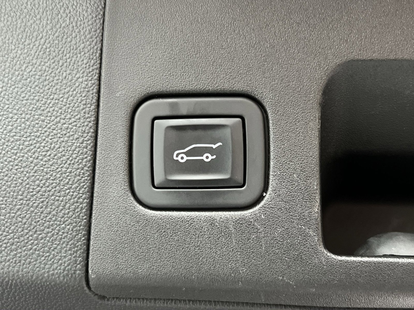 Used 2018 Cadillac XT5 Premium Luxury image 25