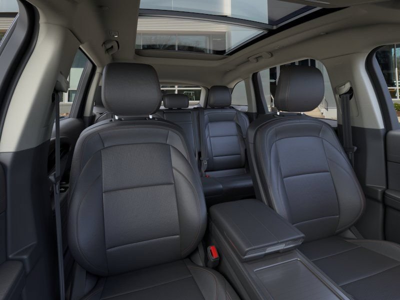 New 2026 Lincoln Nautilus Premier w/ Equipment Group 102A AWD/4WD image 10