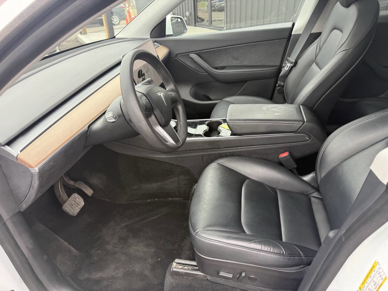 Used 2020 Tesla Model Y Long Range image 16