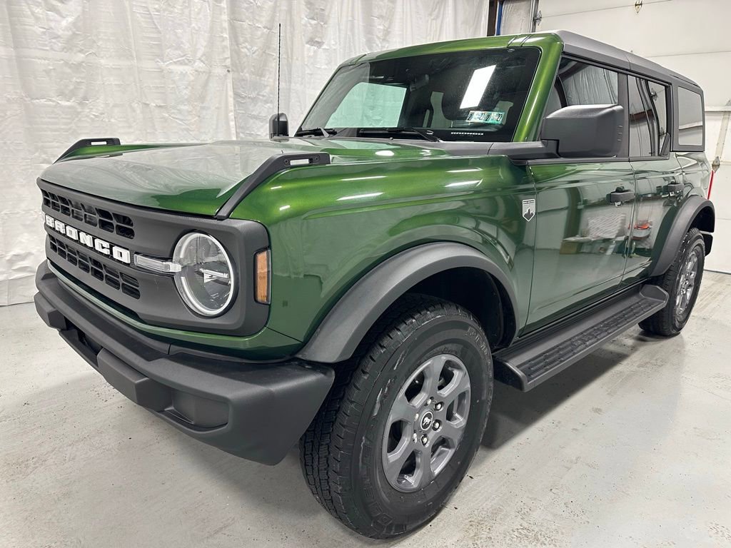 Used 2025 Ford Bronco Big Bend image 3