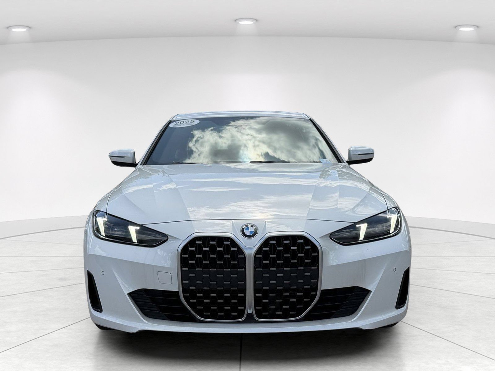 Used 2025 BMW 430i xDrive w/ Premium Package AWD/4WD image 8