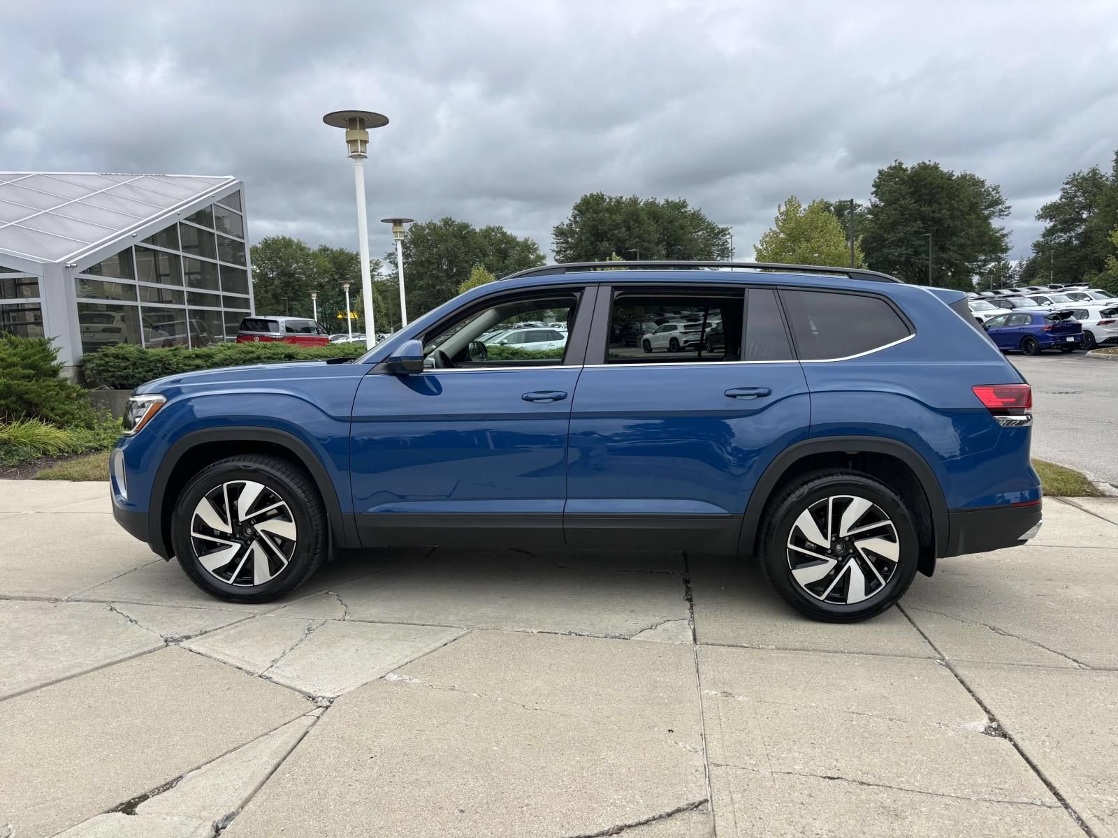 New 2026 Volkswagen Atlas SE AWD/4WD image 4